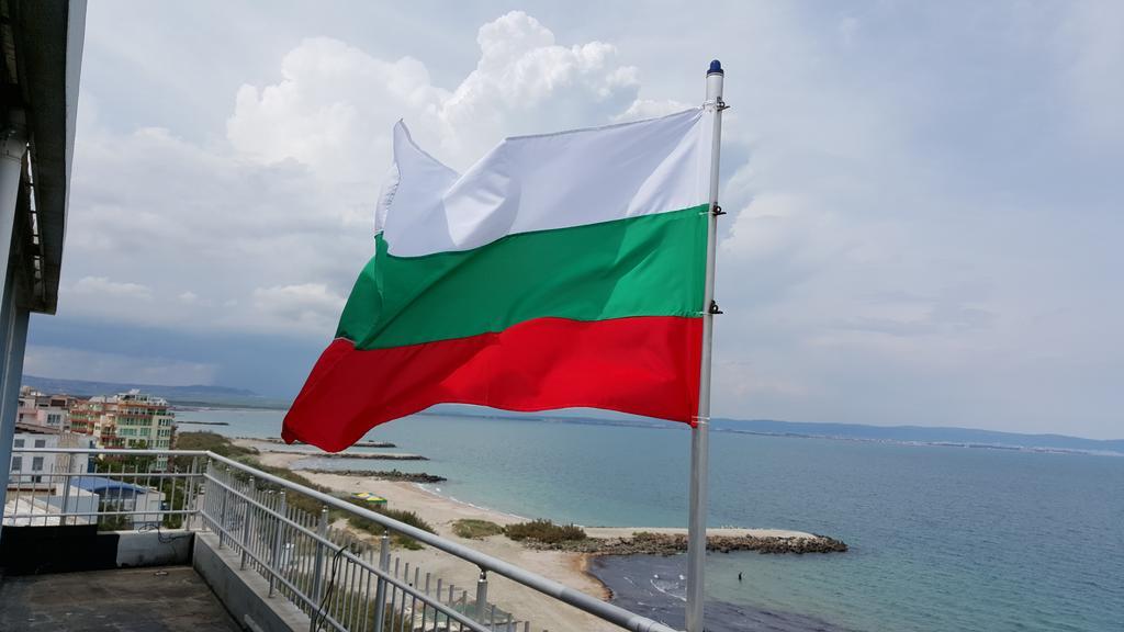 Family Hotel Regata Pomorie Exterior foto